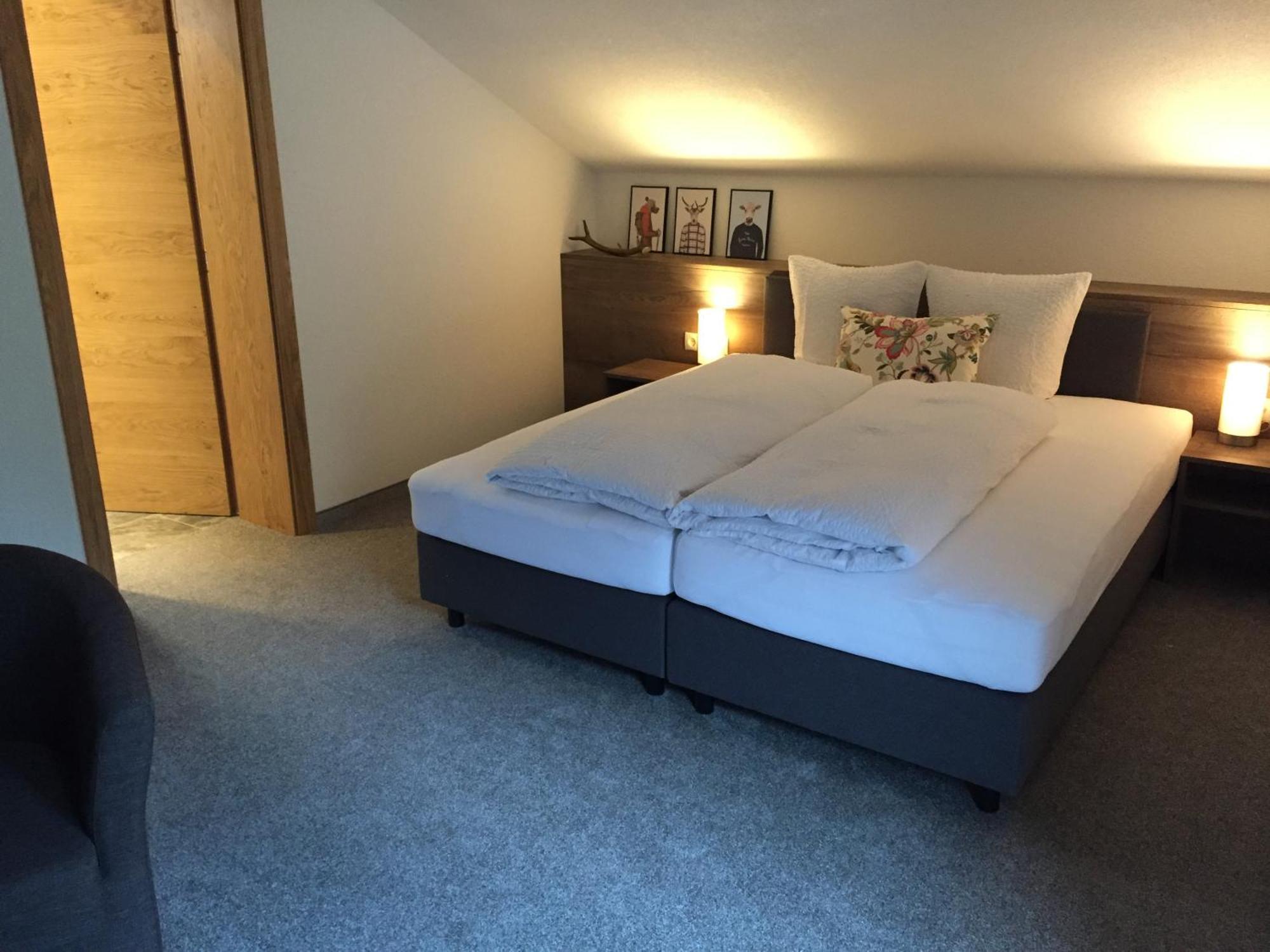 Nonas B&B Galtuer Bilik gambar